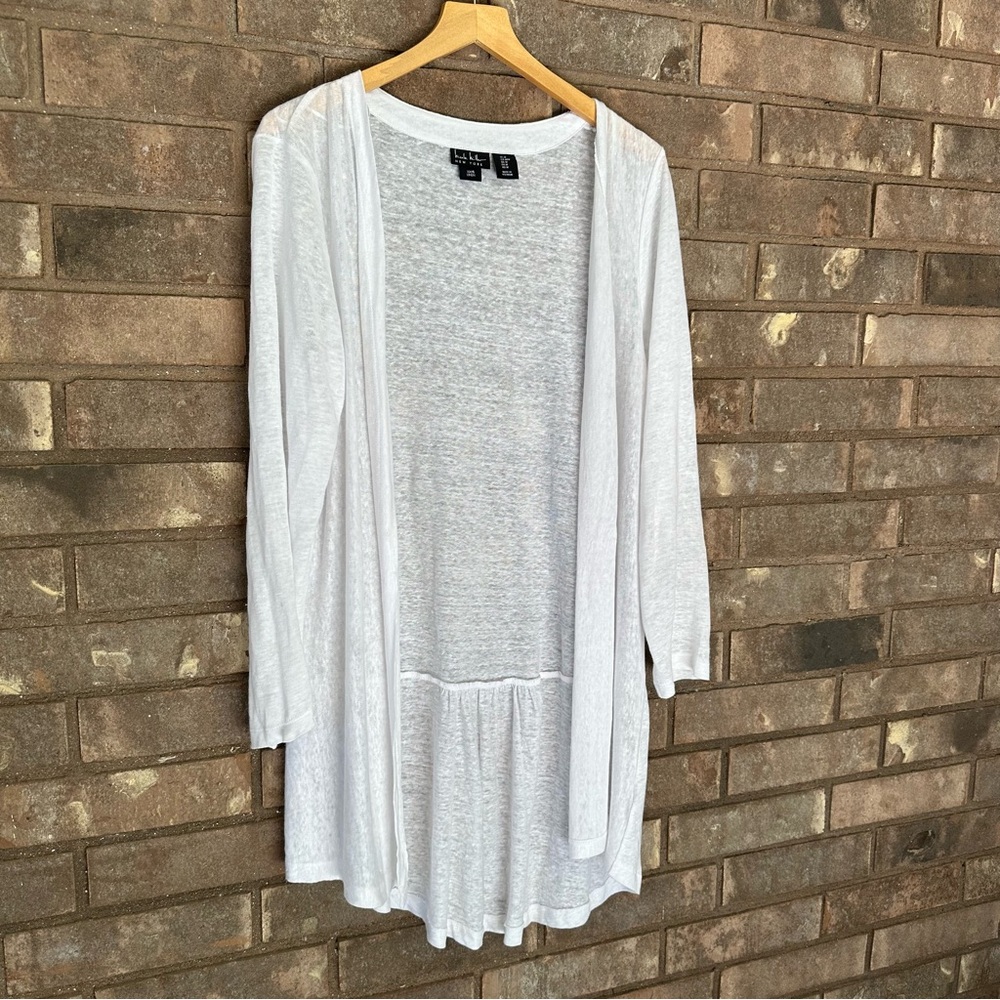 Nicole Miller Light Gray Linen Top - Picture 2 of 7